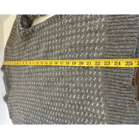 Woolrich Vintage Wool Crewneck Sweater – Men’s Large, Light Brown - Picture 9 of 10